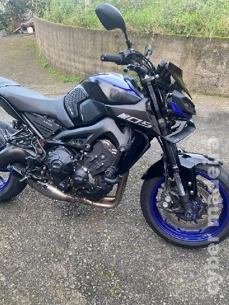 Yamaha MT-09 900 cc Sport, turismo