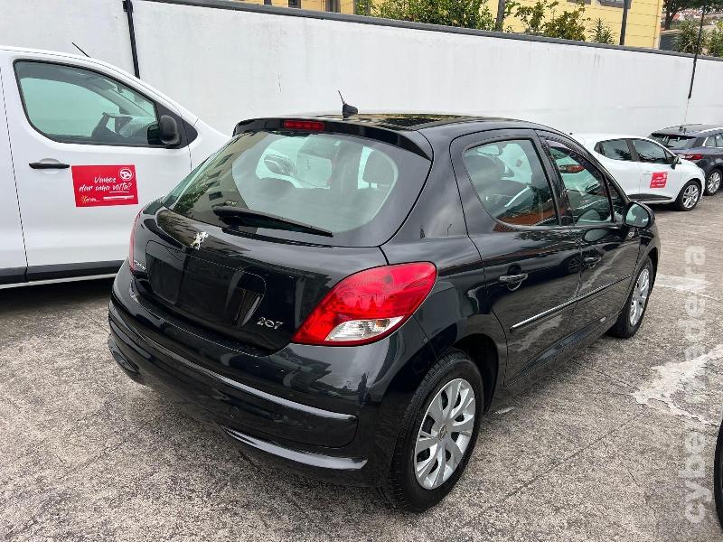 PEUGEOT 207 1.6 HDI 92 cv Gasóleo