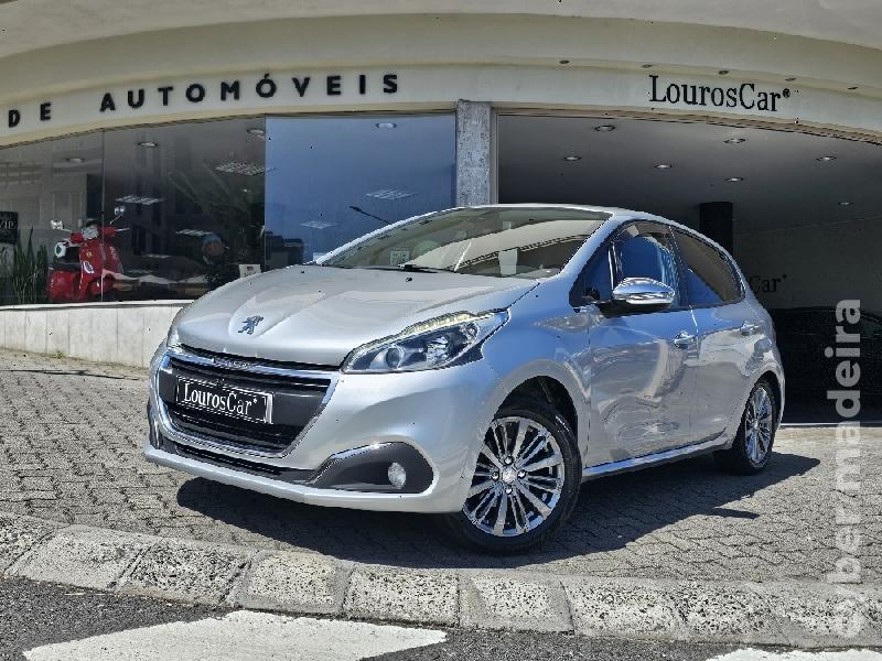 PEUGEOT 208 208 1.2 PureTech Style 83cv 5p c/Cam (05/2017) Gasolina