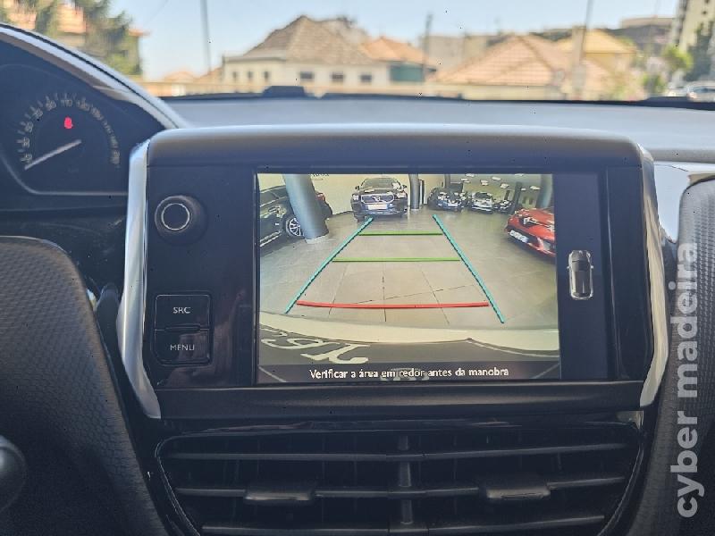 PEUGEOT 208 208 1.2 PureTech Style 83cv 5p c/Cam (05/2017) Gasolina