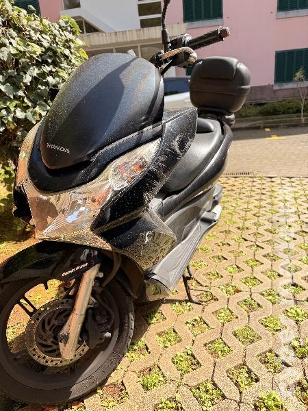 Honda Pcx 125 cc Scooter
