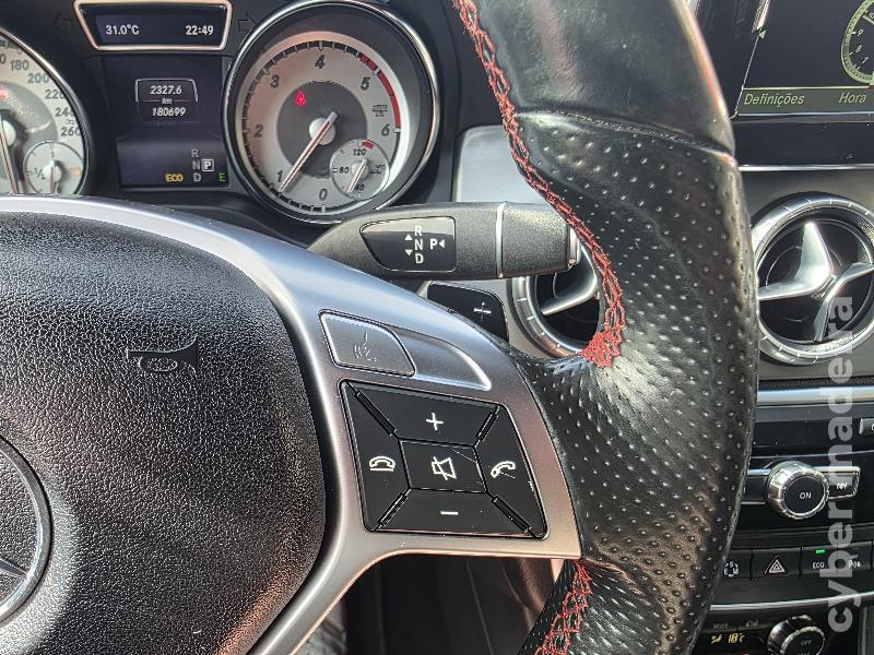 MERCEDES CLA 220d AMG LINE AUTOMÁTICO 170cv Gasóleo