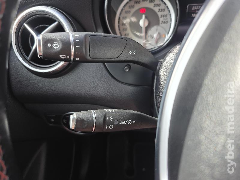 MERCEDES CLA 220d AMG LINE AUTOMÁTICO 170cv Gasóleo