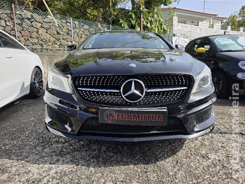 MERCEDES CLA 220d AMG LINE AUTOMÁTICO 170cv Gasóleo