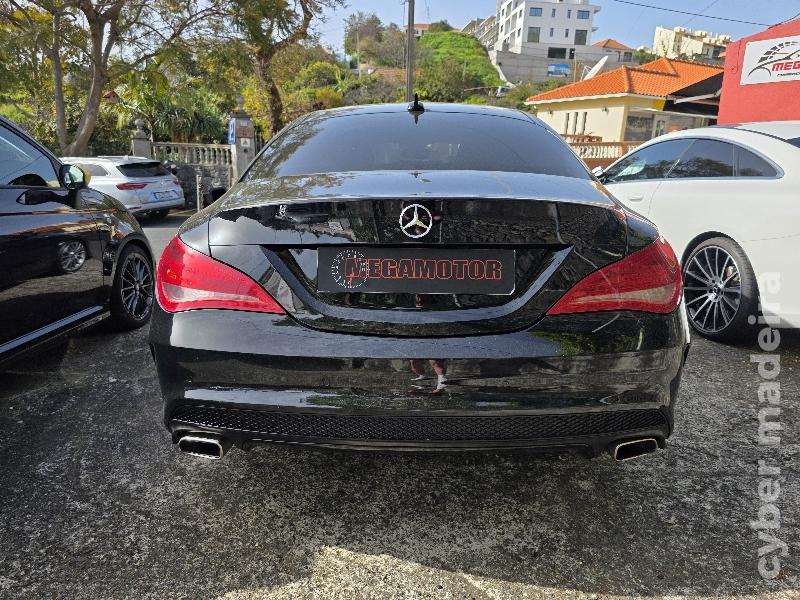 MERCEDES CLA 220d AMG LINE AUTOMÁTICO 170cv Gasóleo