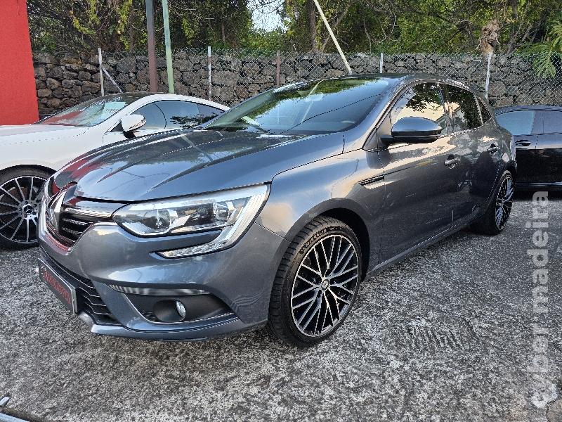 RENAULT MEGANE 1.5 DCI ZEN 110CV Gasóleo