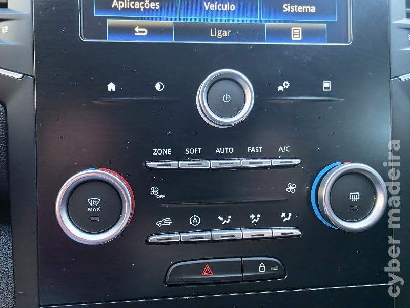 RENAULT MEGANE 1.5 DCI ZEN 110CV Gasóleo