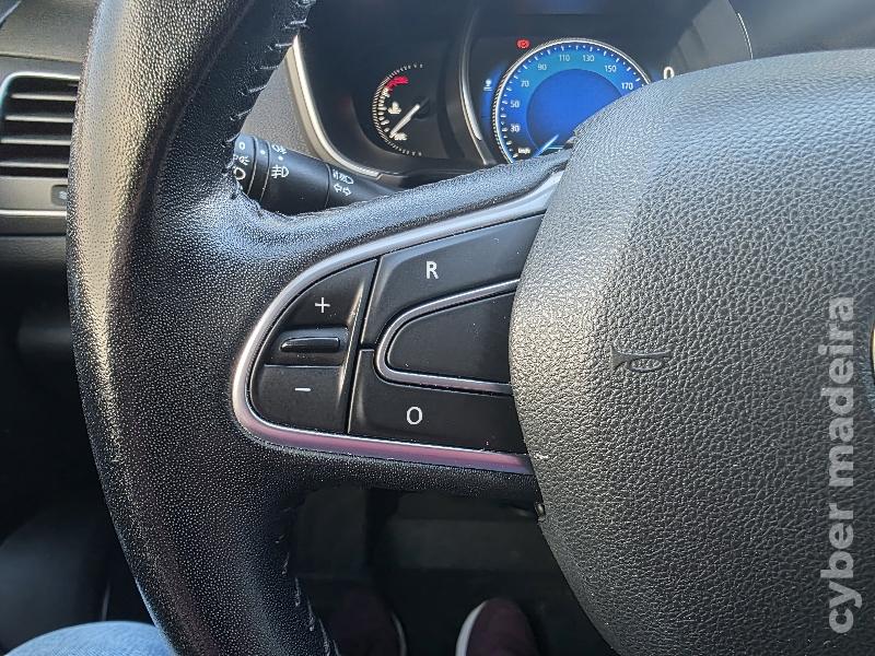 RENAULT MEGANE 1.5 DCI ZEN 110CV Gasóleo