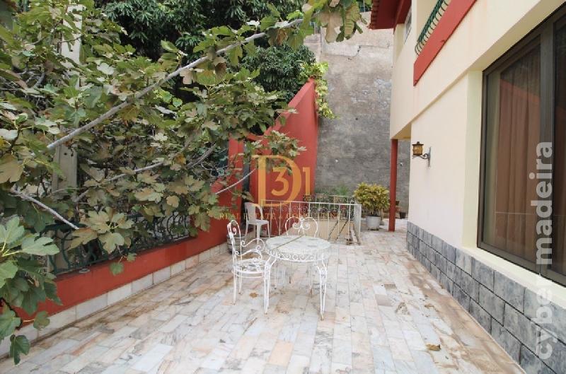 Moradia T4 para Venda