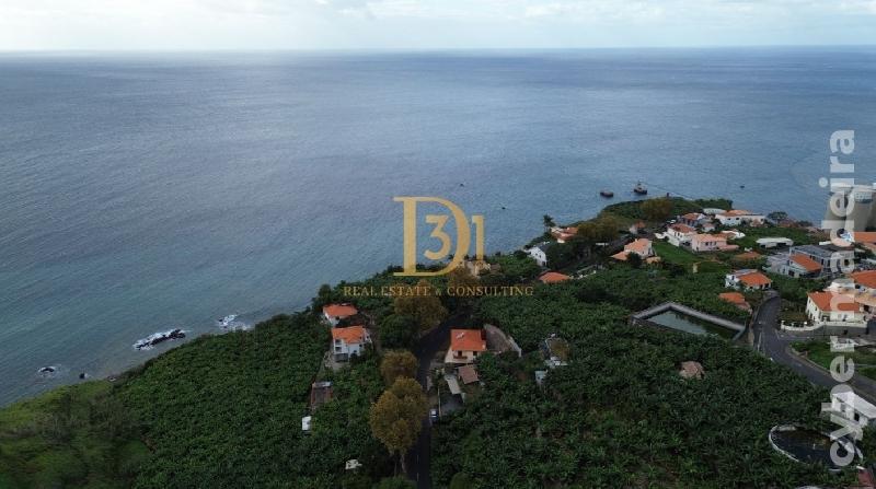 Moradia T4 para Venda