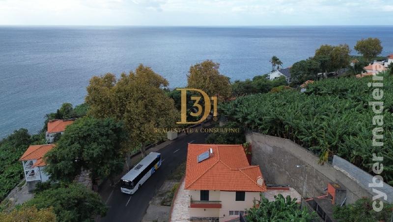 Moradia T4 para Venda