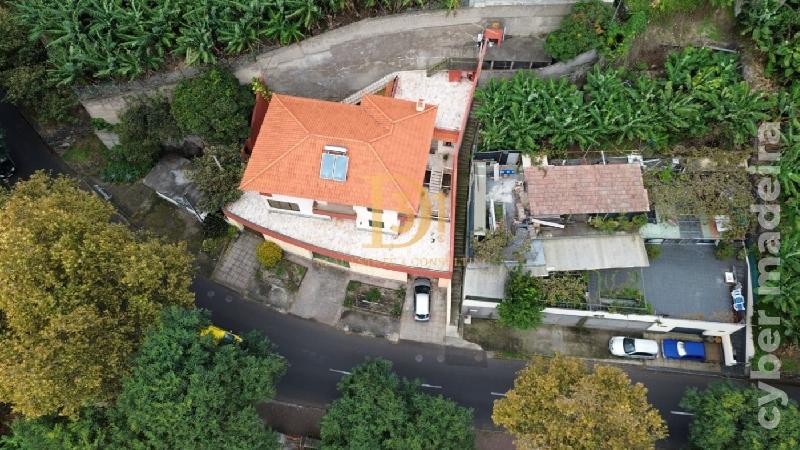 Moradia T4 para Venda