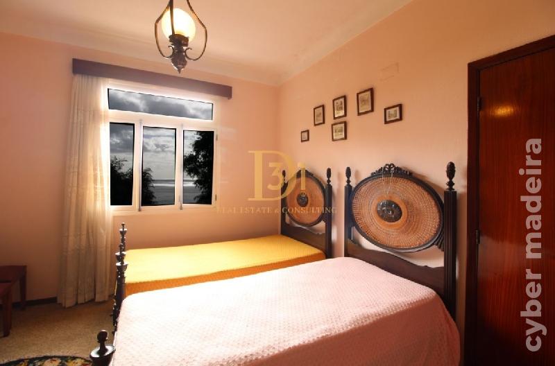 Moradia T4 para Venda