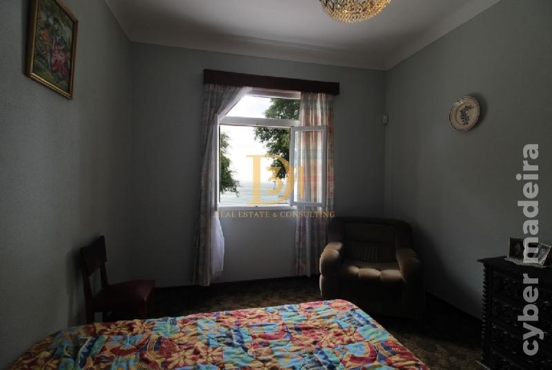 Moradia T4 para Venda