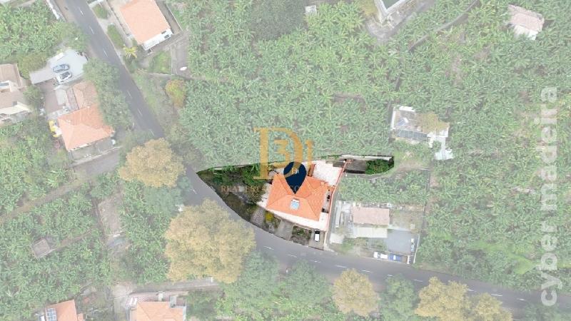 Moradia T4 para Venda