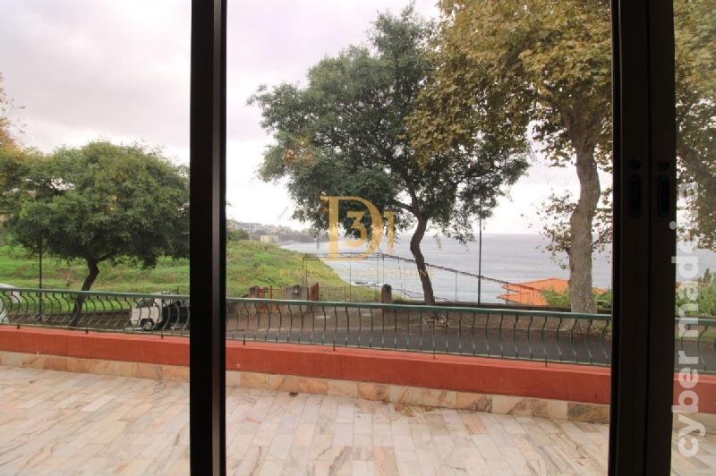 Moradia T4 para Venda