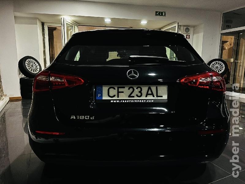 MERCEDES A 180 STYLE AUTOMATICO MOTOR 2.0 (Mercedes) Gasóleo