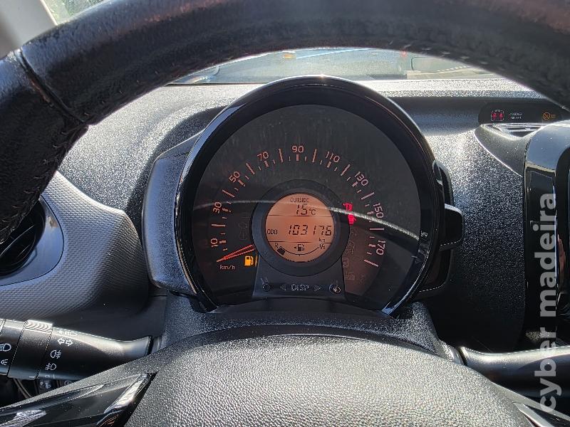 PEUGEOT 108 1.0 VTI STYLE Gasolina