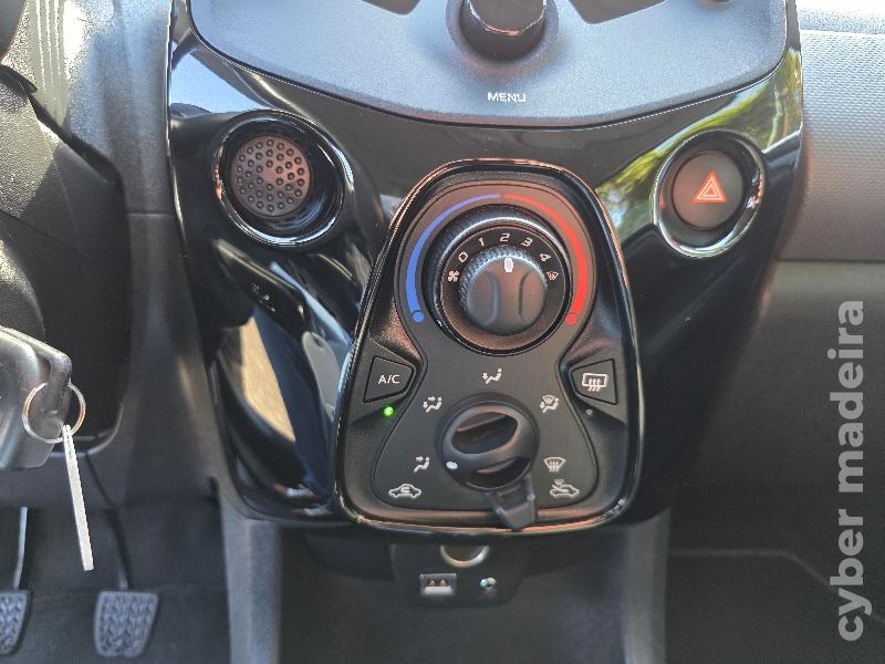 PEUGEOT 108 1.0 VTI STYLE Gasolina