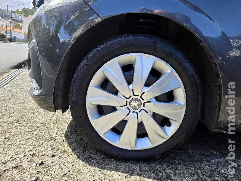 PEUGEOT 108 1.0 VTI STYLE Gasolina