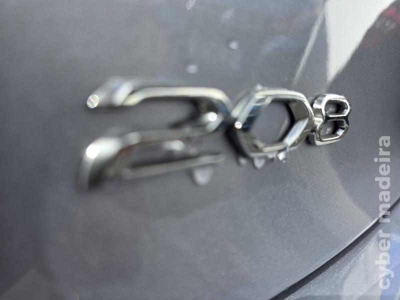 PEUGEOT 208 1.2CC ALLURE AUTOMÁTICO C/GARANTIA Gasolina