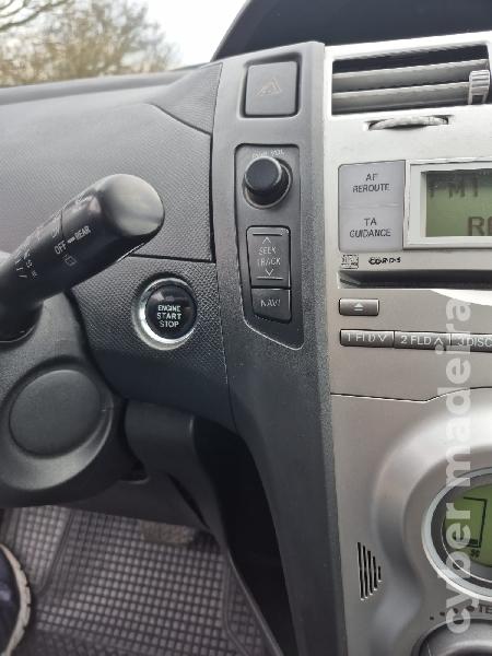 TOYOTA YARIS 1.4 D4D Gasóleo