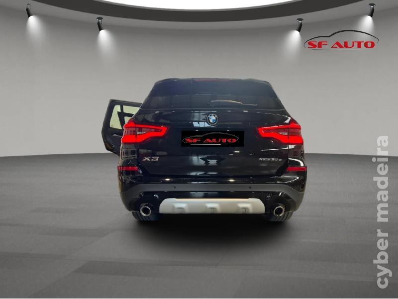 BMW X3 xDRIVE30e Auto Híbrido