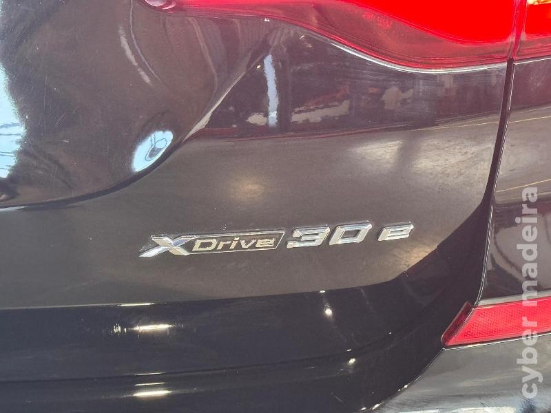 BMW X3 xDRIVE30e Auto Híbrido