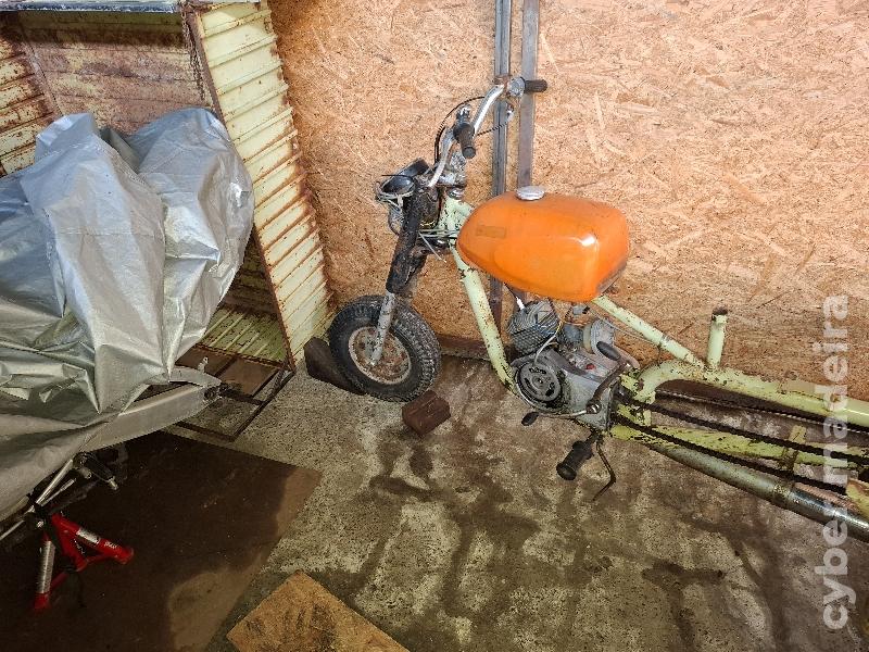 Zundapp Restauro com material novo 50 cc Grande turismo