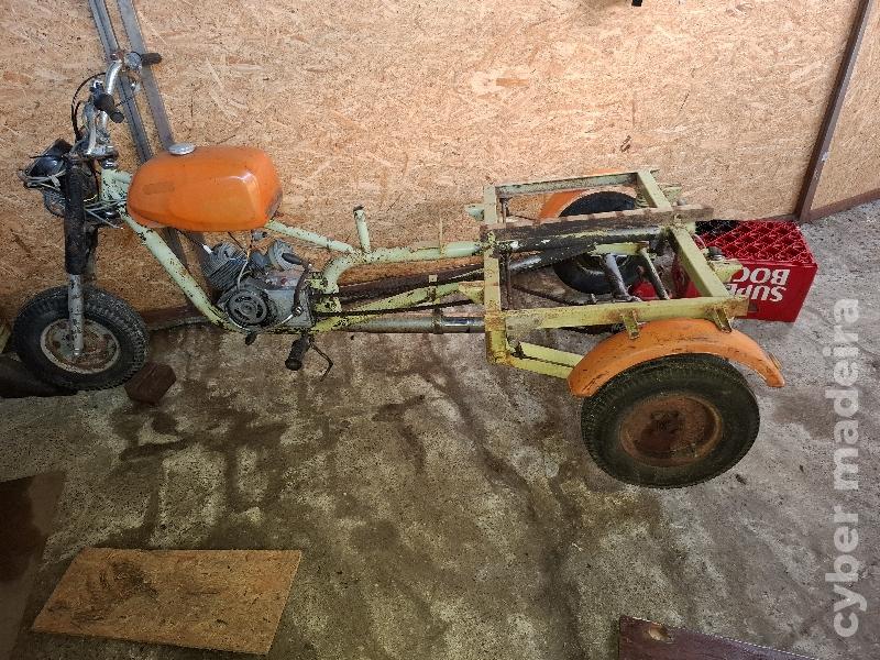 Zundapp Restauro com material novo 50 cc Grande turismo