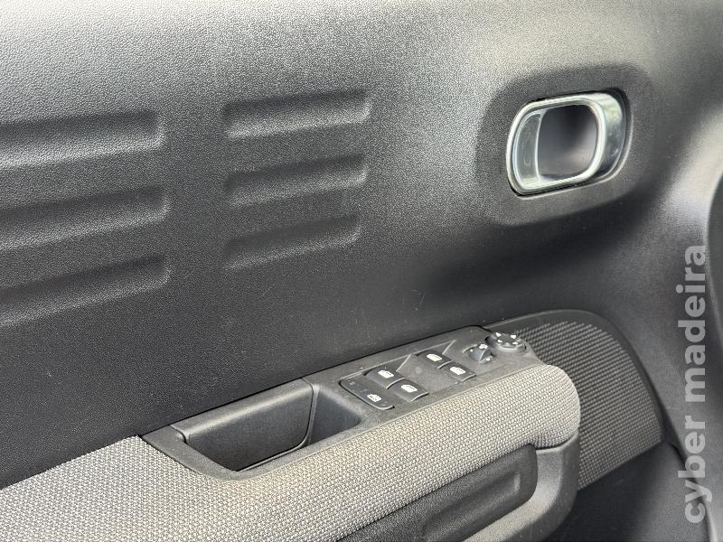 CITROEN C3 AIRCROSS PLUS 1.2 PURETECH 110CV Gasolina