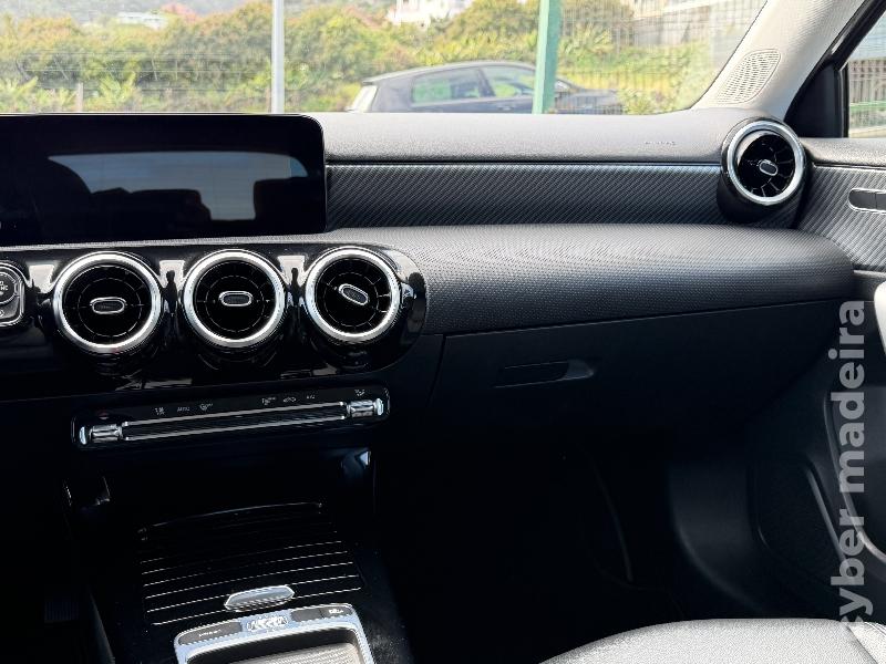 MERCEDES A A200 PROGRESSIVE 1.3 163CV AUT Gasolina