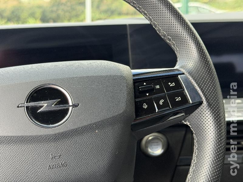 OPEL ASTRA GS LINE 1.2 130CV Gasolina