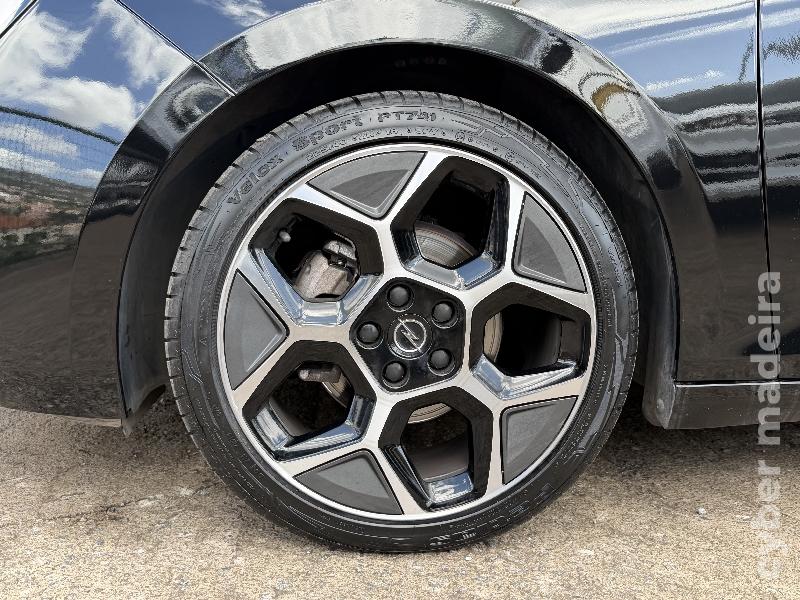 OPEL ASTRA GS LINE 1.2 130CV Gasolina