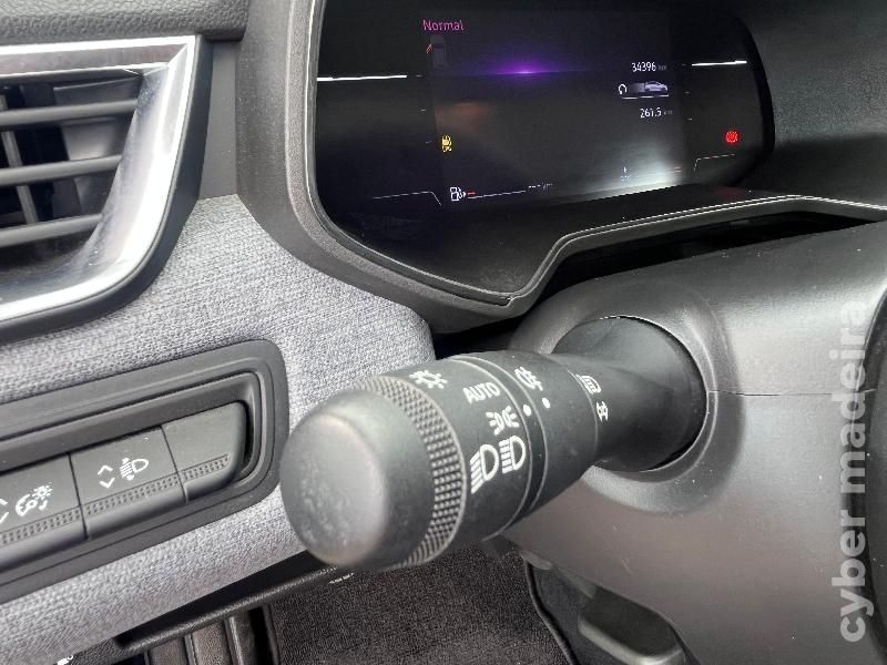 RENAULT CLIO EVOLUTION 1.0TCE 100CV Gasolina