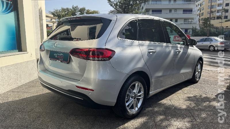 MERCEDES B 180 PROGRESSIVE AUTOMÁTICO Gasóleo
