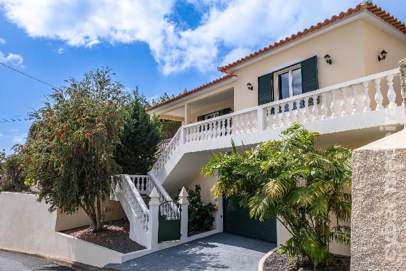 Moradia T3 para Venda