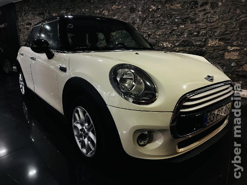 MINI MINI COOPER D 5 portas Gasóleo