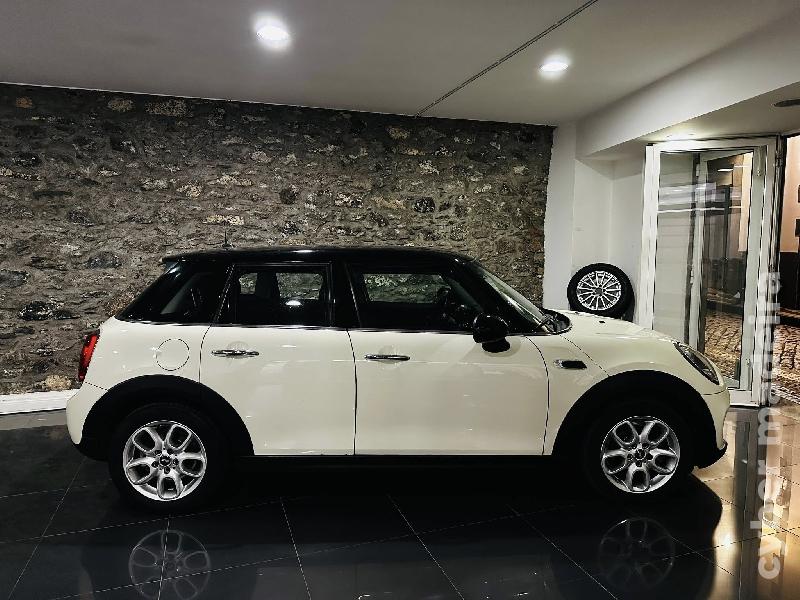 MINI MINI COOPER D 5 portas Gasóleo