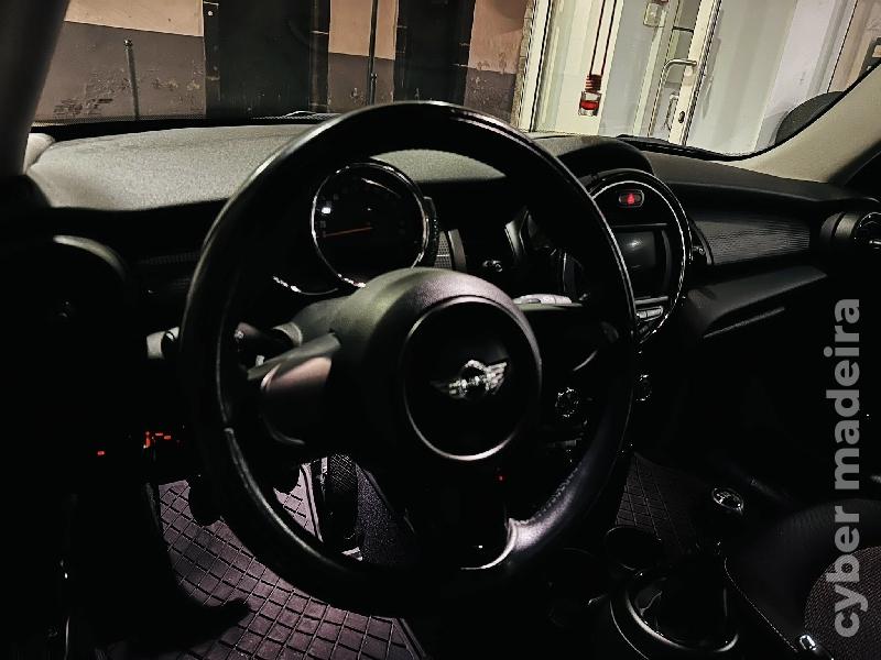 MINI MINI COOPER D 5 portas Gasóleo