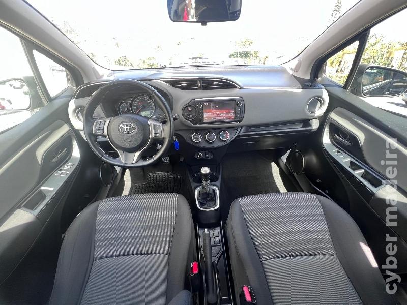 TOYOTA YARIS 1.4 D-4D 90 cv Gasóleo
