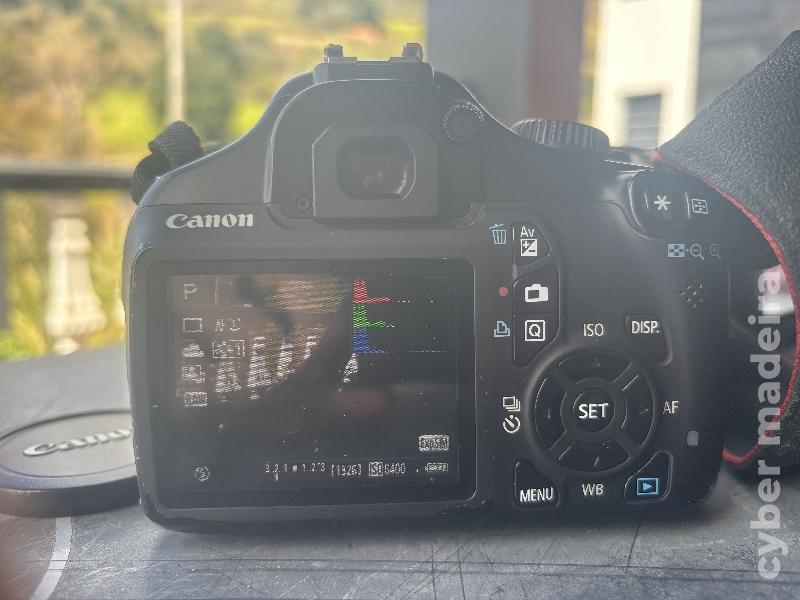 Cânon 1100D 3 Baterias Vem Carregador e Vem Bolsa acessórios