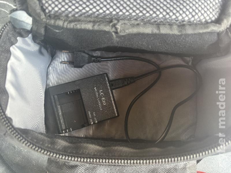 Cânon 1100D 3 Baterias Vem Carregador e Vem Bolsa acessórios