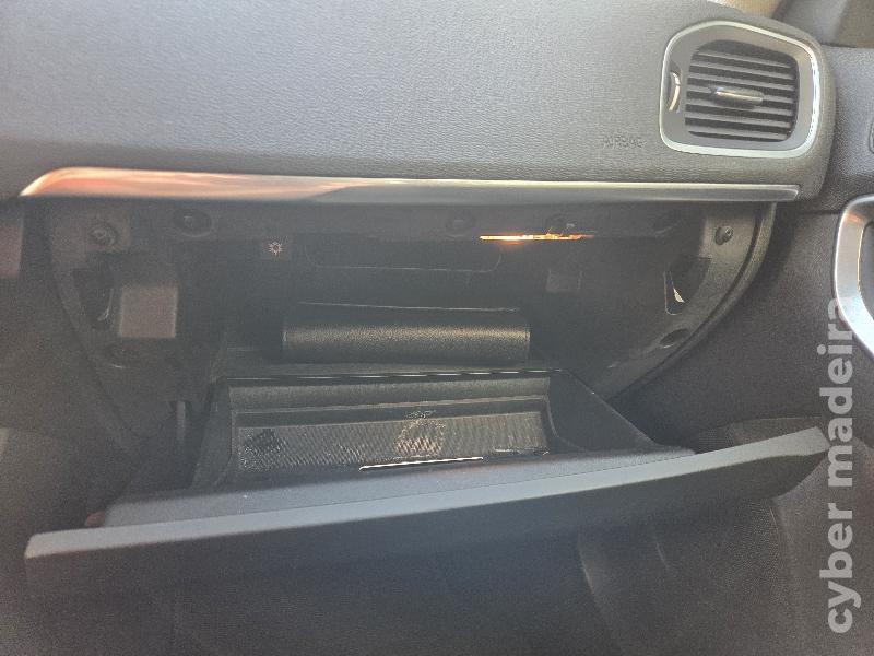 VOLVO V40 Cross Country D2 1.6cc 116cv Gasóleo