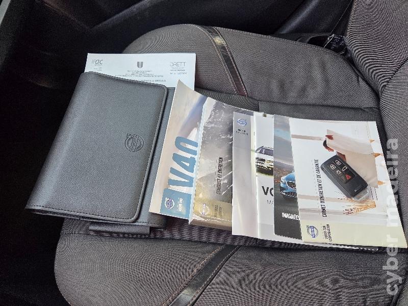 VOLVO V40 Cross Country D2 1.6cc 116cv Gasóleo