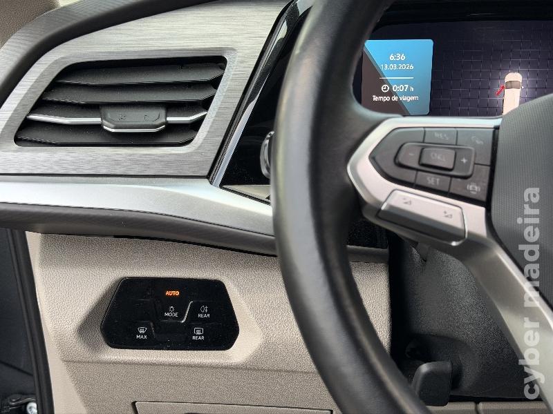 VOLKSWAGEN MULTIVAN LIFE 2.0TDI 150CV AUT. Gasóleo