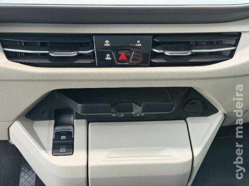 VOLKSWAGEN MULTIVAN LIFE 2.0TDI 150CV AUT. Gasóleo