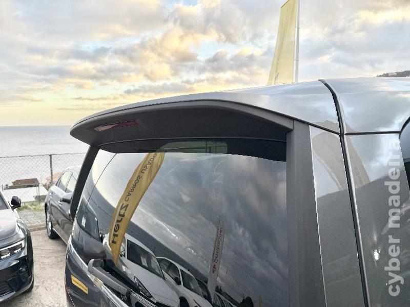 VOLKSWAGEN MULTIVAN LIFE 2.0TDI 150CV AUT. Gasóleo