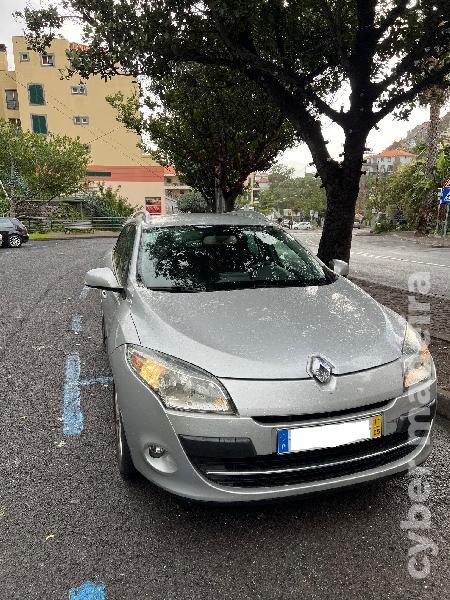 RENAULT MEGANE MEGANE III SPORT TOURER DIESEL Gasóleo
