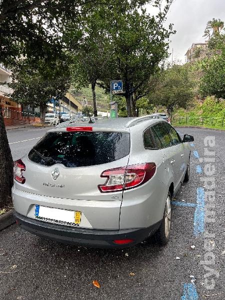 RENAULT MEGANE MEGANE III SPORT TOURER DIESEL Gasóleo